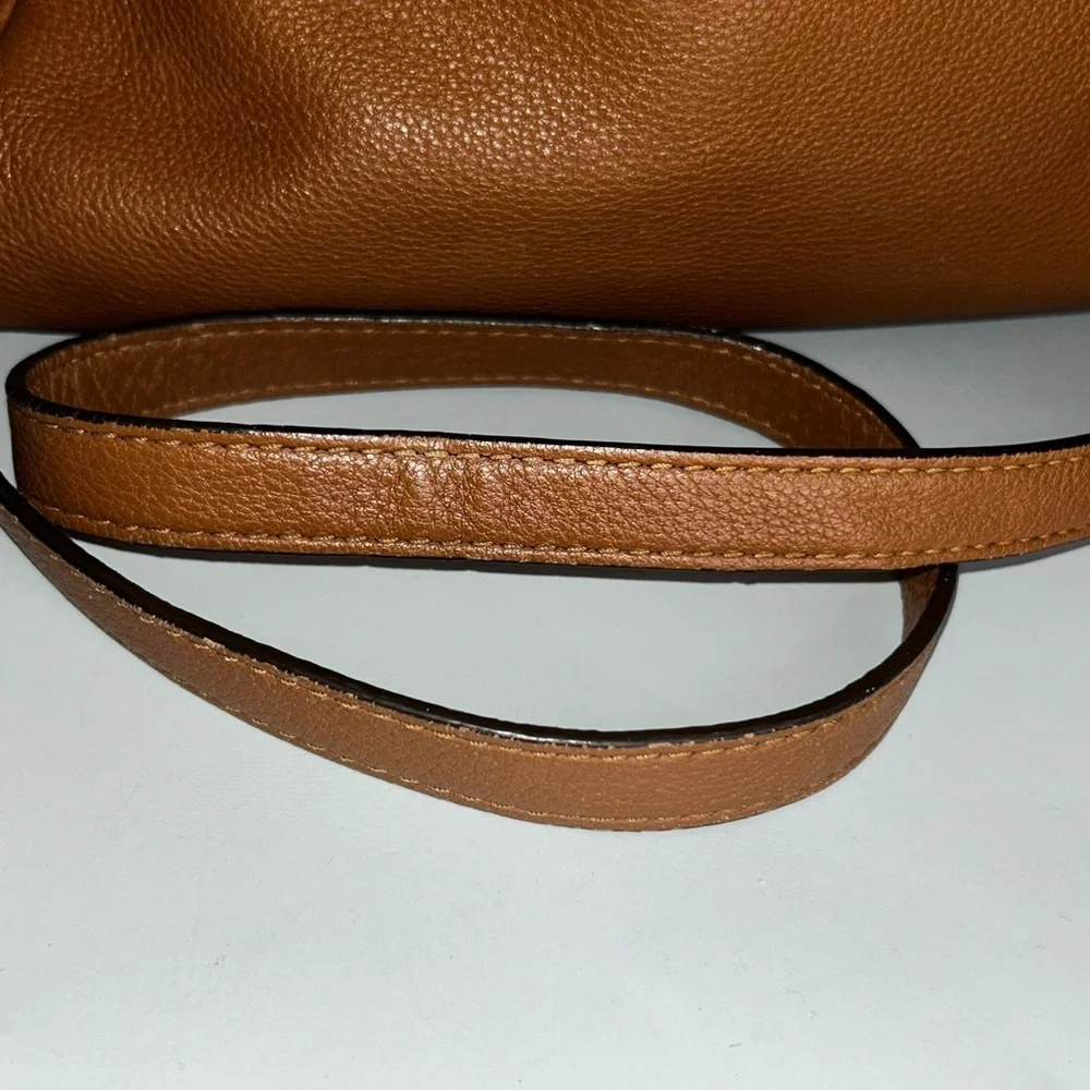 Pre loved Michael Kors pebbled leather satchel